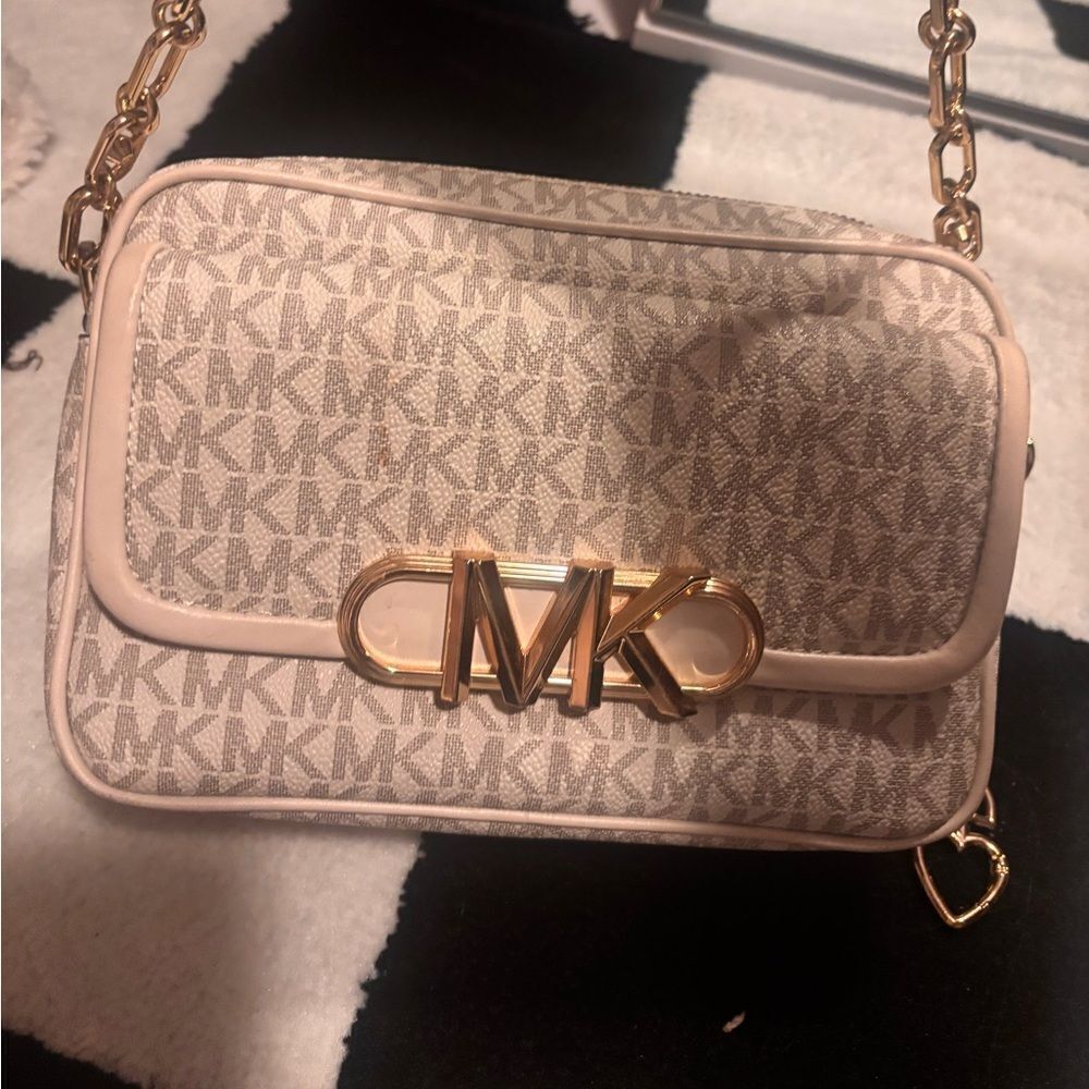 Michael Kors Cream and Gold Signature Logo magnetic pocket Crossbody